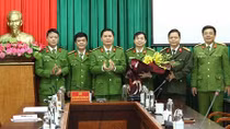 Thưởng ban chuyên án vụ bắt ma túy, thu giữ hơn 2.500 viên ma túy tổng hợp