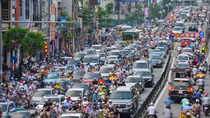 "Bí kíp" lái xe an toàn trong nội đô giờ cao điểm