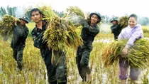 Thắt chặt mối quan hệ máu thịt giữa Đảng, Quân đội với nhân dân(*)