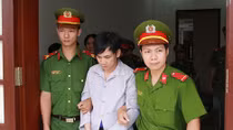Kẻ giết người vì mất trộm quần lót nhận án tử hình