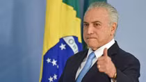 Brazil: “Vua sống sót” Michel Temer