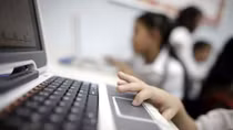 Công an có trách nhiệm bảo vệ trẻ em trên môi trường mạng