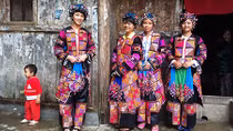 Tết lạ vùng biên