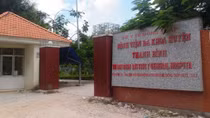 Kỷ luật Giám đốc bệnh viện bổ nhiệm “thần tốc” con trai sai quy định