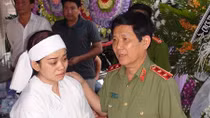 Sự hy sinh mang tinh thần “Vì nước quên thân, vì dân phục vụ”