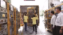 Mua sắm trực tuyến tưng bừng khuyến mại dịp cuối năm
