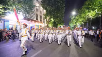 Tình cảm quân dân gắn bó