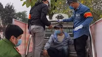 Mua ma tuý về "chơi Tết", thấy 141 vứt xe bỏ chạy 