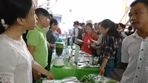 Người tiêu dùng vẫn còn nghi ngại trước... thực phẩm sạch