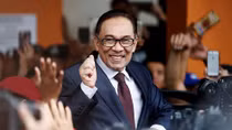 Malaysia: Ông Anwar Ibrahim trở lại chính trường