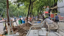 Hà Nội lập đoàn kiểm tra thi công lát đá vỉa hè
