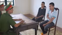 Rủ nhau đi cướp tài sản lấy tiền sử dụng ma túy đá