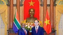 Chủ tịch nước tiếp các Đại sứ Nam Phi, Ai Cập trình Quốc thư
