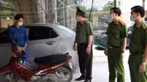Cướp hụt ô tô quay sang cướp xe máy
