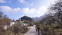 Nhịp sống mới ở Hang Kia