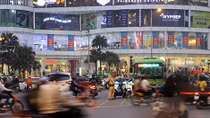 Giải quyết ùn tắc giao thông: Đừng đẩy khó cho dân