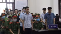 Vụ gian lận điểm thi ở Hoà Bình: Đề nghị mức án cao nhất đến 12 năm tù