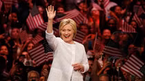  Cánh cửa lớn cho bà Clinton, cơ hội mới cho ông Trump