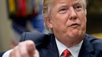 Bộ sậu Trump phát hoảng vì cách hành xử của ông