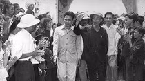 Lính Cảnh vệ nhớ Bác