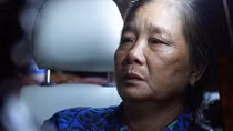 Vụ sập công trình xây dựng: Những chuyến xe trĩu lòng người tha phương