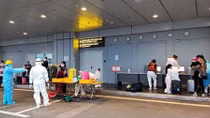 Nhiều chuyến bay đưa người Việt hồi hương tránh dịch sắp cất cánh