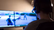Nghiện game online - vũng lầy của người trẻ