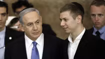 Israel: Con trai ông Netanyahu say rượu làm lộ bí mật của bố