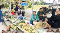 Độc đáo chợ Tết năm ngàn ở vùng cao Tây Giang