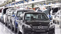 Hơn 10.000 nhân viên Mercedes-Benz đứng trước nguy cơ mất việc làm