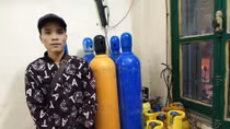 Thu giữ nhiều bình khí cười chuẩn bị “vào quán bar”