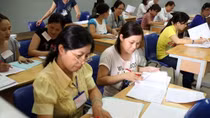Phân công giáo viên Toán chấm thi môn Ngữ Văn (?!)