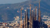Tuyệt tác Vương cung thánh đường Sagrada Familia ở Barcelona