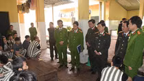 Thứ trưởng Nguyễn Văn Sơn kiểm tra công tác tại Trại tạm giam số 1, CATP Hà Nội
