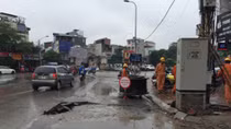 Hà Nội ngổn ngang do hạ cáp ngầm