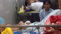 Nghịch dại, nam sinh lớp 7 bị bỏng nặng vì mang cồn vào trường đốt