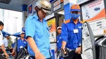 Giá xăng giảm ngay sau kỳ nghỉ Tết Nguyên đán