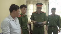 Bắt tạm giam Kế toán Trường PTTH Nông Cống 3 tham ô ngân sách