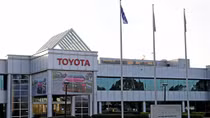 Nguy cơ “chết máy giữa đường”, Toyota vội vàng triệu hồi hơn 4,5 vạn xe