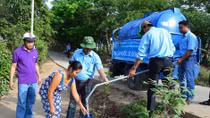 Bàn giải pháp không để người dân nào thiếu nước sinh hoạt