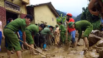 Khẩn trương khắc phục hậu quả mưa lũ ở Mù Cang Chải