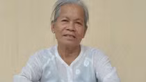 Người phụ nữ vắt sữa mình cứu sống thương binh