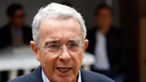 Cựu Tổng thống Colombia Alvaro Uribe bị điều tra