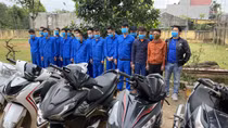27 con bạc 'chui' vào quán bida đóng cửa sát phạt