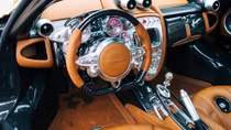 Khám phá nội thất siêu xe “thần gió” Pagani Huayra giá 78 tỉ