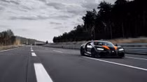 Siêu xe Bugatti Chiron xác lập kỷ lục nhanh nhất thế giới