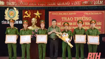 Khen thưởng Công an TP Thanh Hóa về thành tích đấu tranh phòng, chống tội phạm