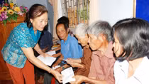 Người phụ nữ có tấm lòng nhân hậu