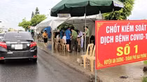 Nửa đêm “thông chốt” vào vùng dịch tìm phòng hát karaoke