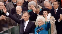 Barbara Bush - người phụ nữ đặc biệt của một gia tộc lừng danh